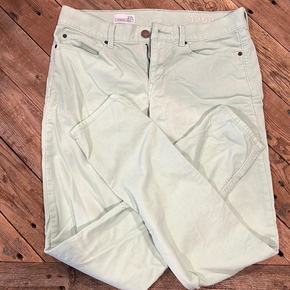 Size 27R Gap legging cord (mint green)